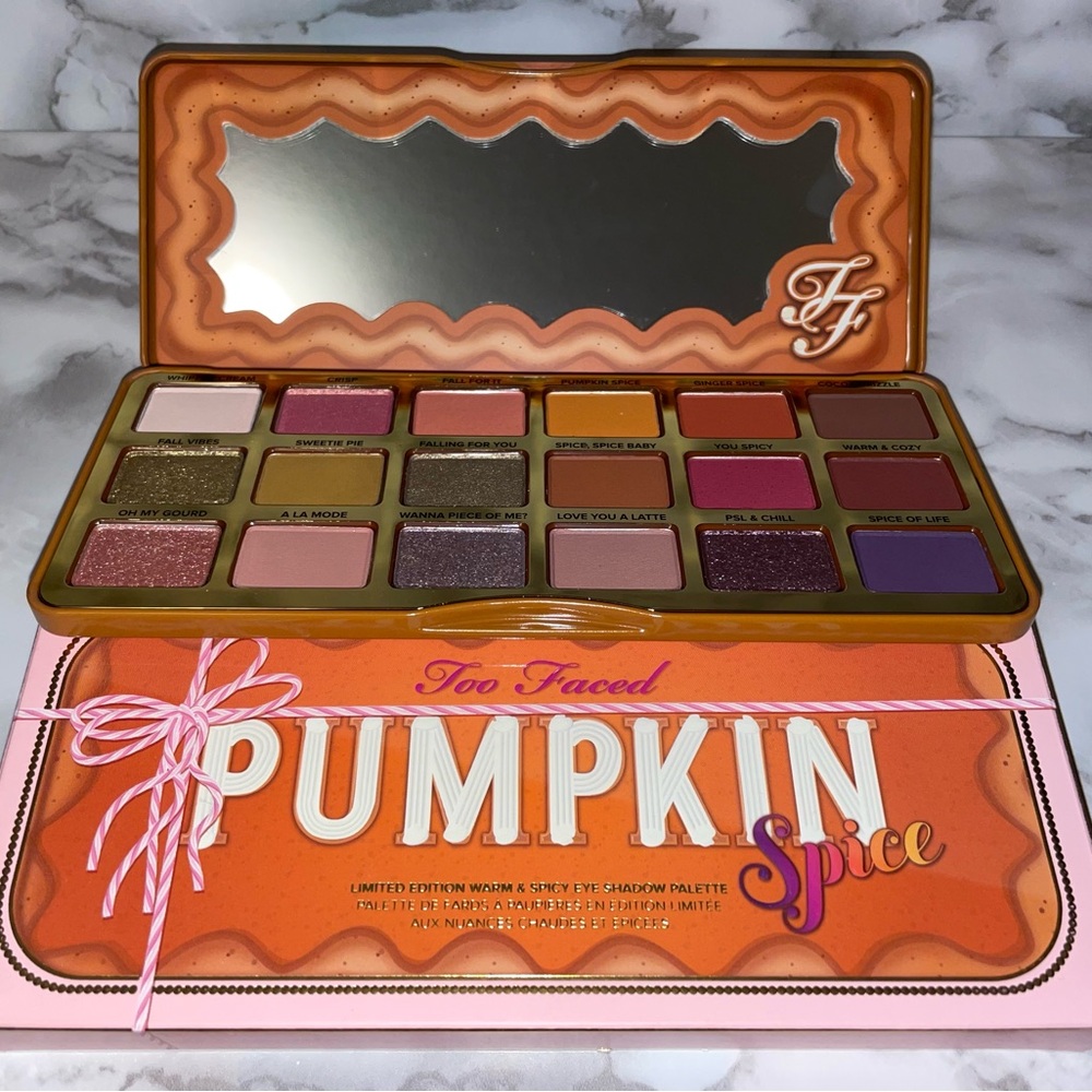 Too Faced Pumpkin Spice Eyeshadow Palette